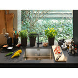 FRANKE Atlas Neo L Festauslauf Industrial black Seitenbedien. 115.0550.424