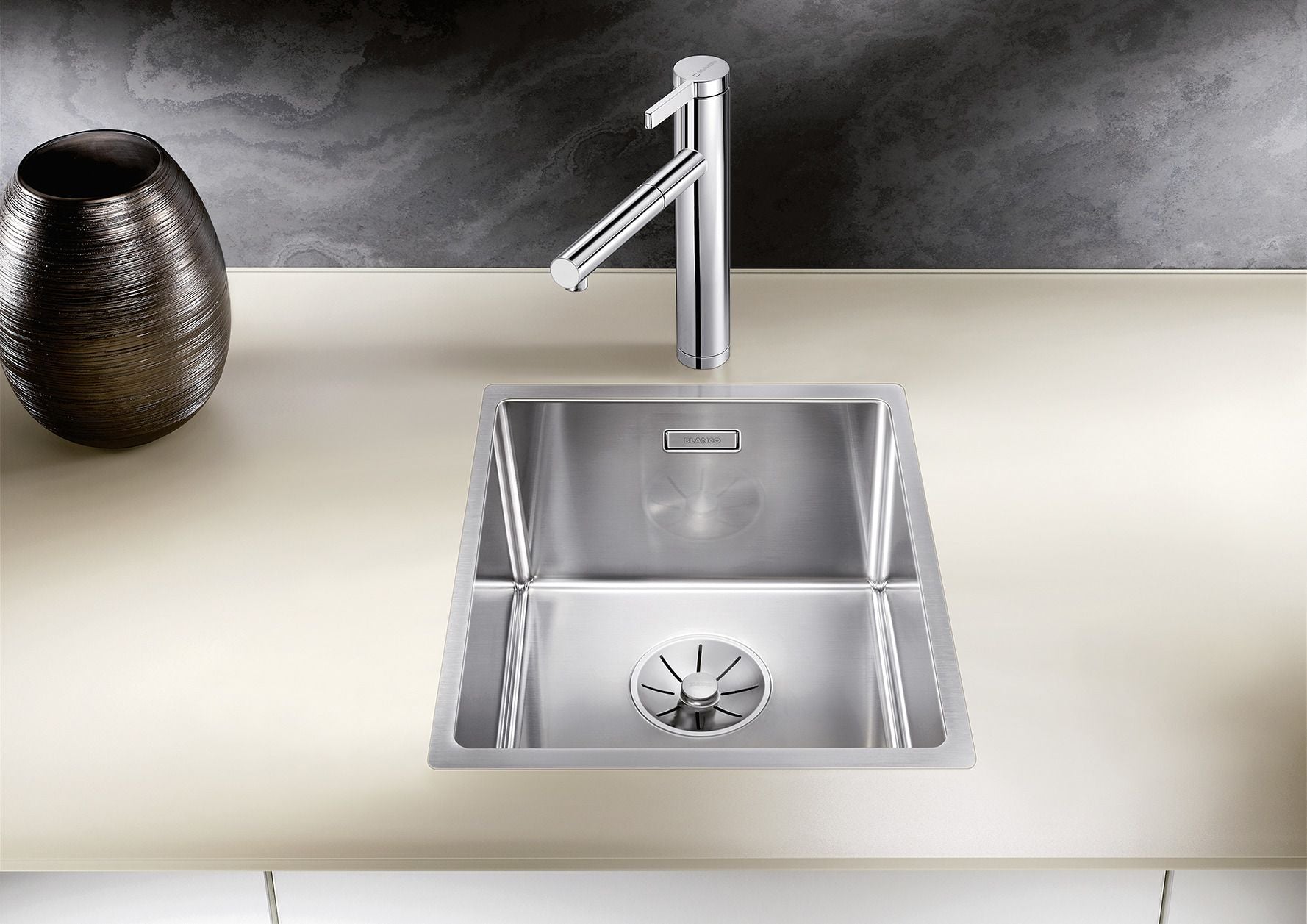 BLANCO CLARON 340-IF Edelstahl Seidenglanz ohne Ablauffernbedienung keine Beckenlage 521570