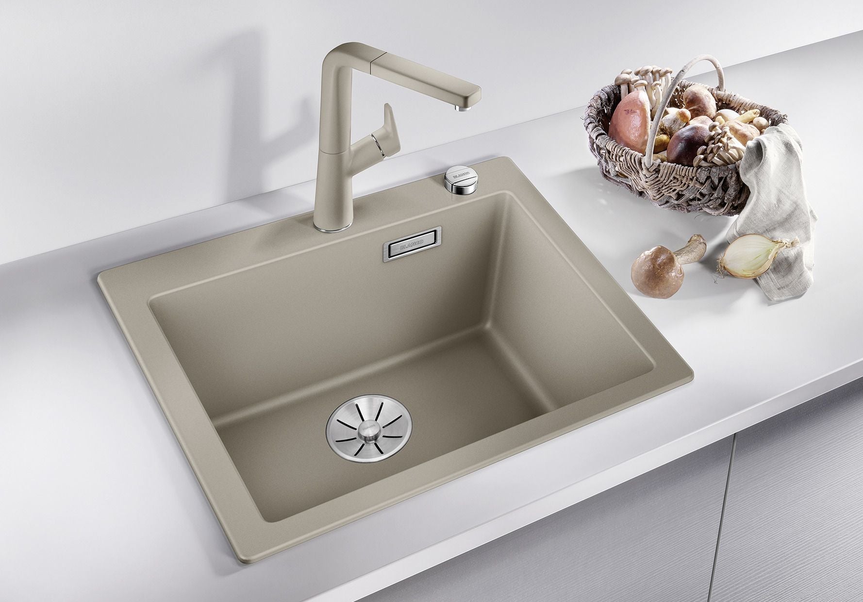 BLANCO PLEON 5 SILGRANIT mit Ablauffernbedienung weiß 523680